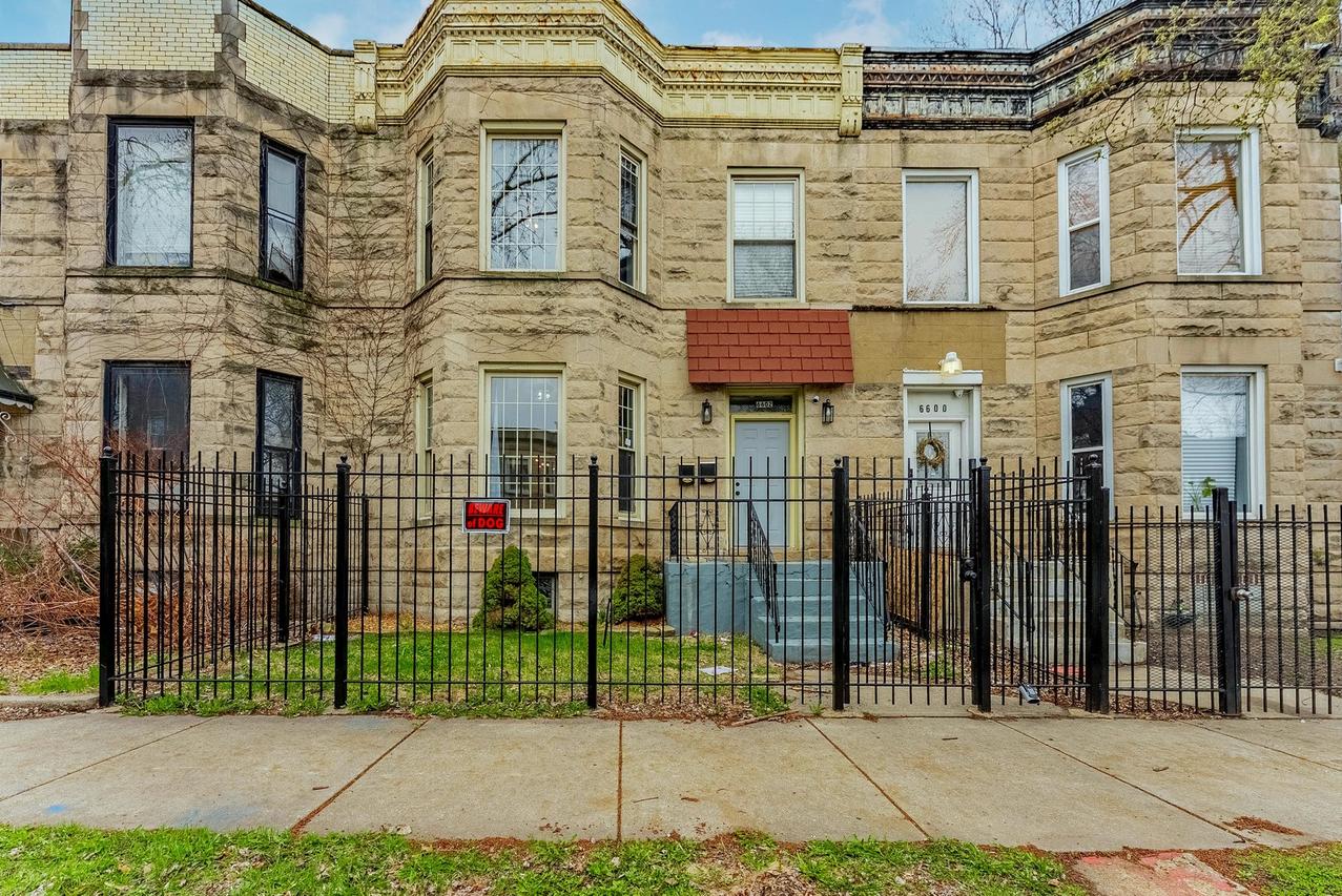 6602 S Marquette Ave., Chicago, IL 60637