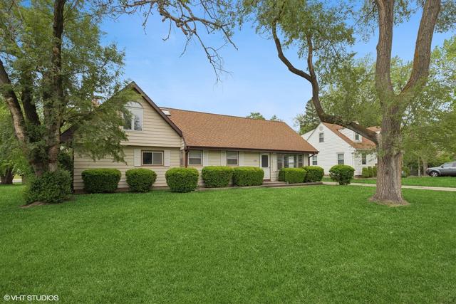 206 Villa Ave., Lake Villa, IL 60046