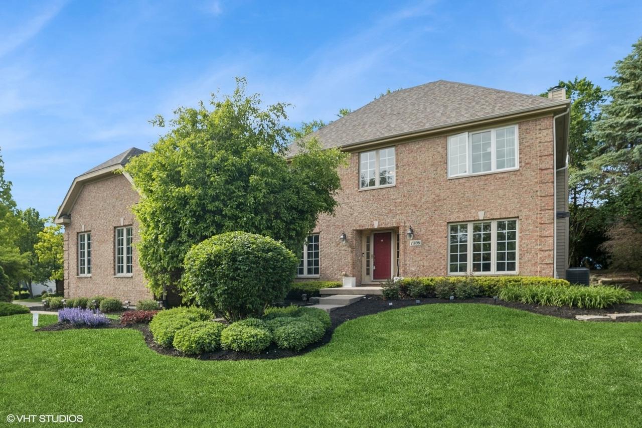 1308 Westley Ln., West Dundee, IL 60118