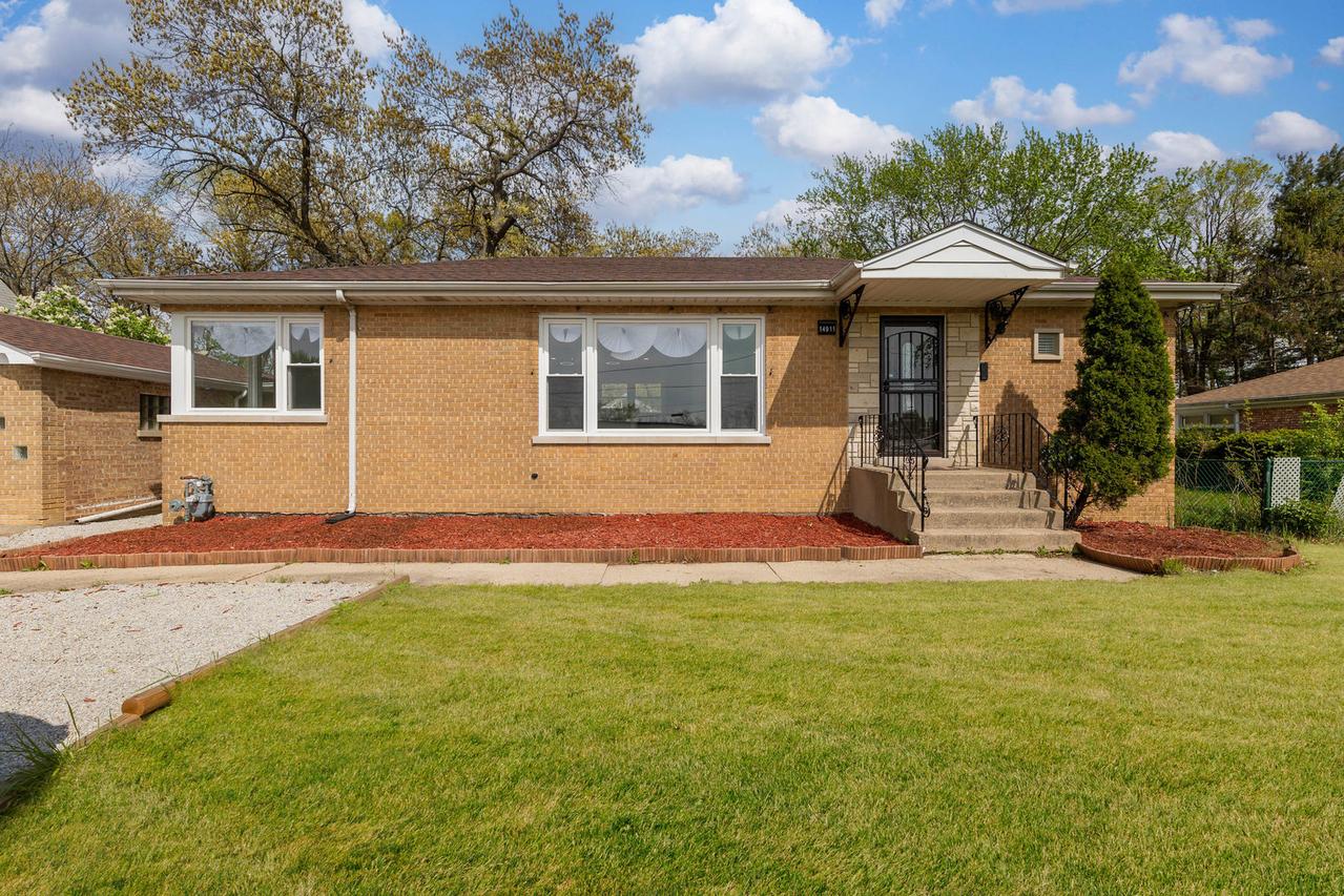 14911 Woodlawn Ave., Dolton, IL 60419