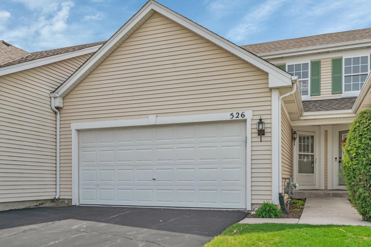 526 Prairie View Dr., Minooka, IL 60447