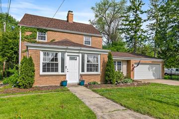 616 Kirk Ave., Elgin, IL 60120