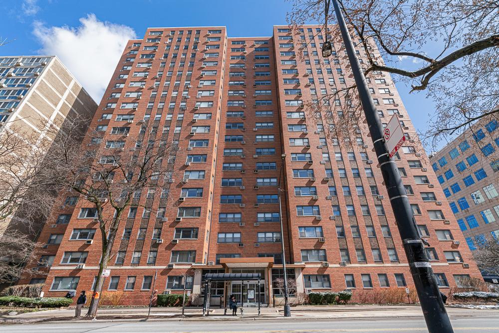 2909 N Sheridan Rd. #307, Chicago, IL 60657
