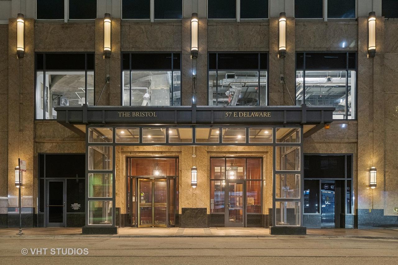 57 E Delaware Pl. #1405, Chicago, IL 60611