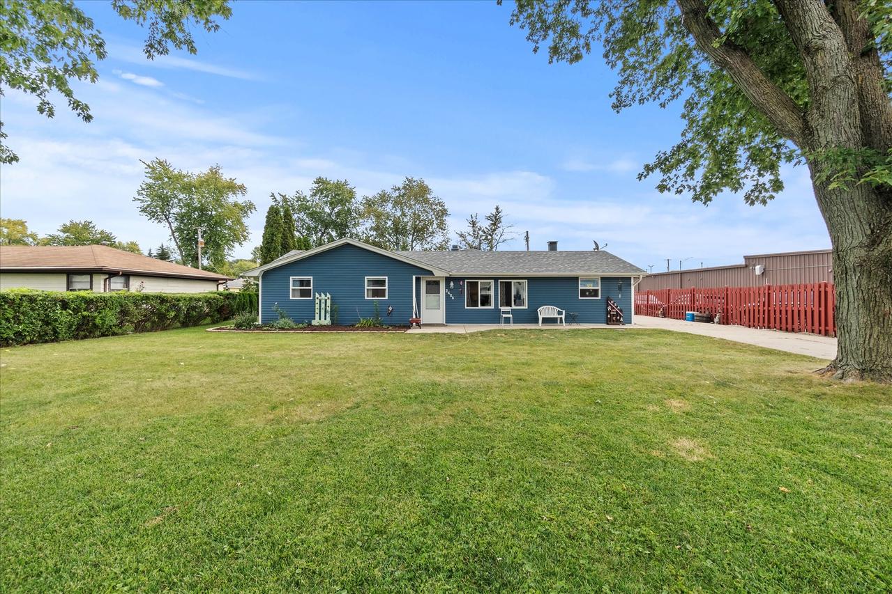 2406 Eastline Dr., Joliet, IL 60431