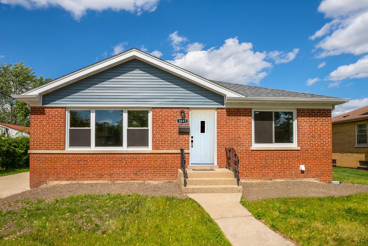 1847 Boeger Ave., Westchester, IL 60154