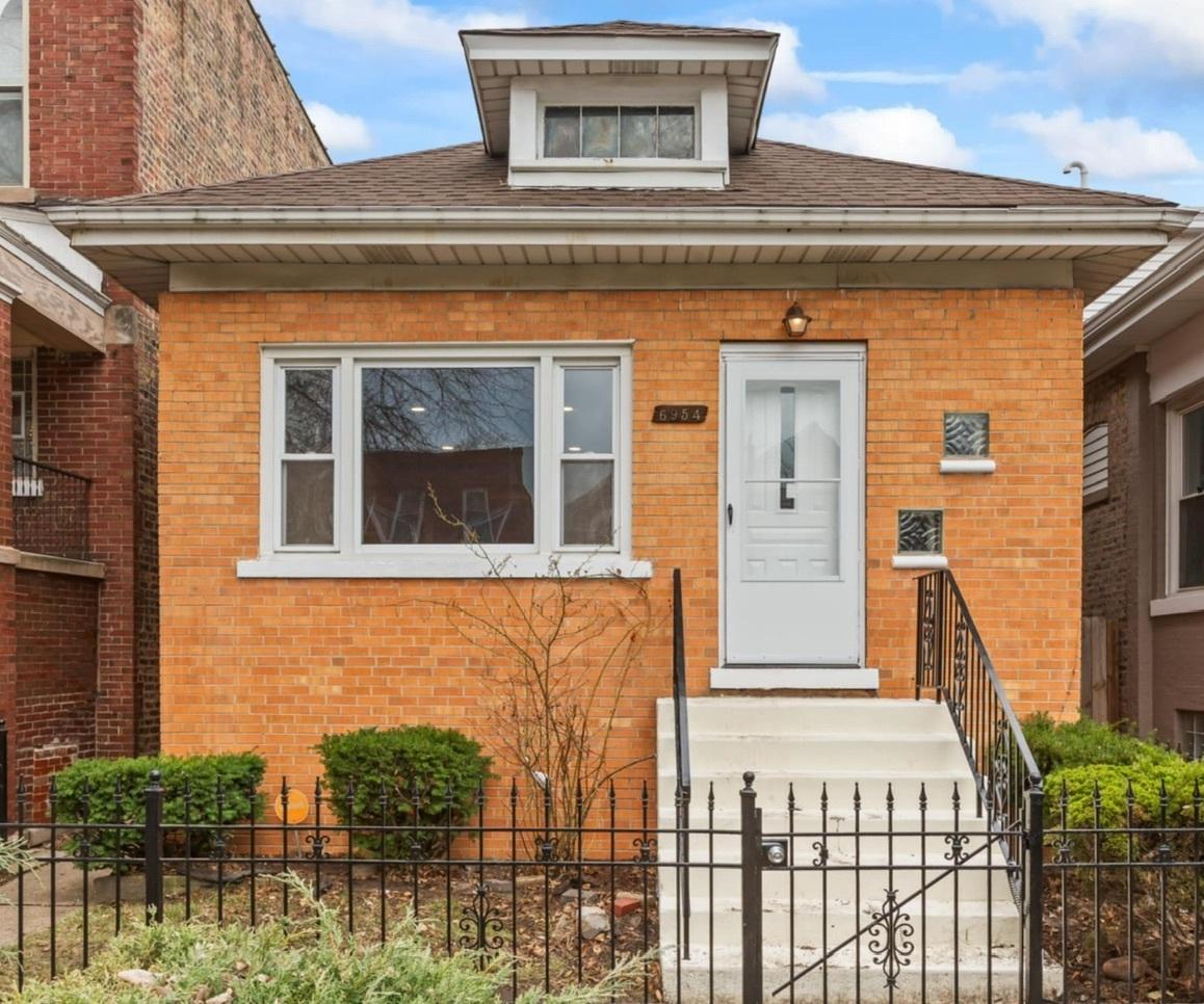 6954 S Prairie Ave., Chicago, IL 60637