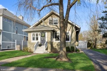 4453 Johnson Ave., Western Springs, IL 60558