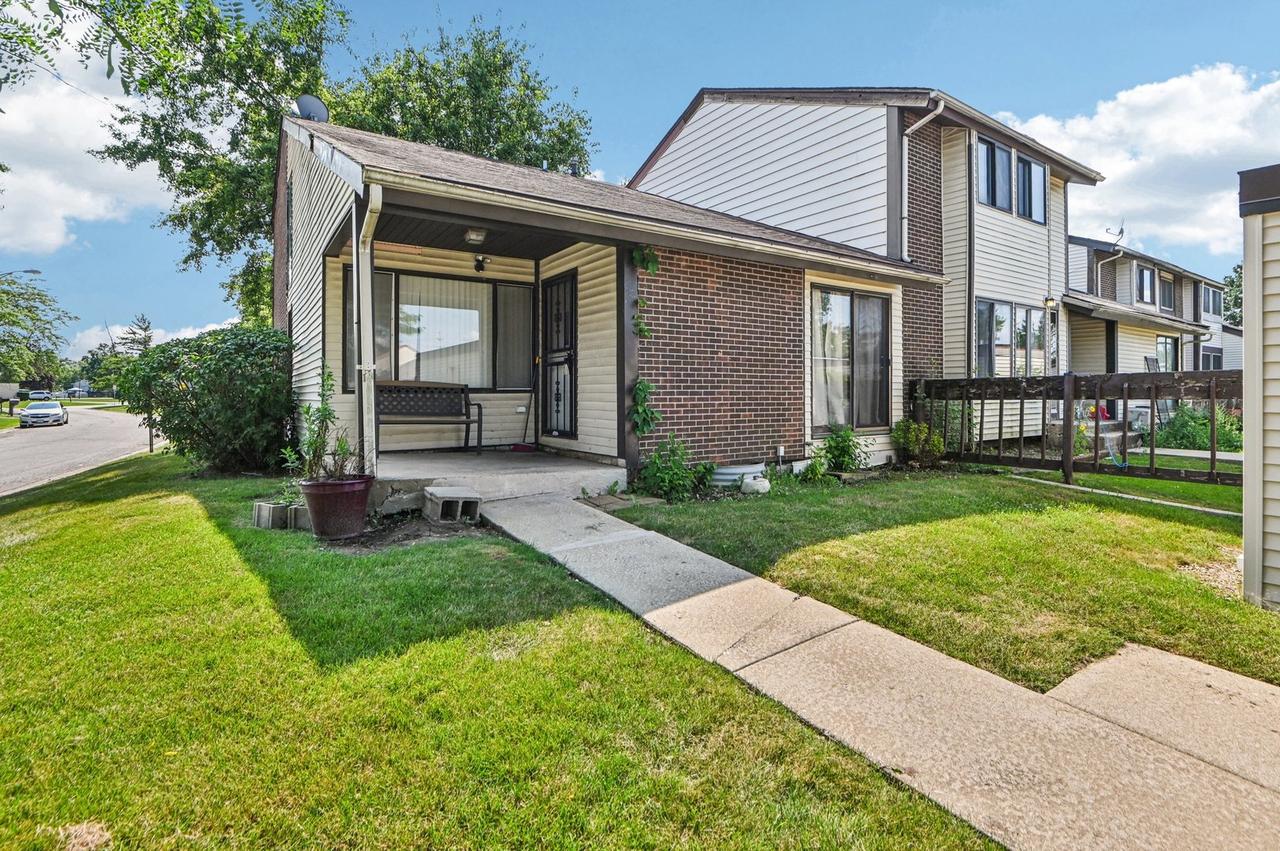 401 Pebble Beach Cir., University Park, IL 60484
