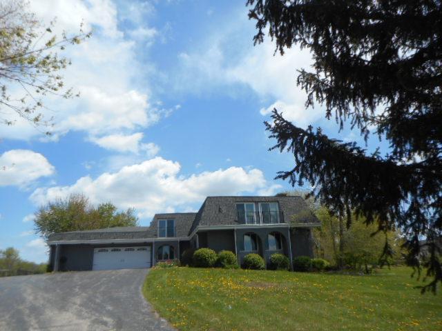21733 N Countryside Ln., North Barrington, IL 60010