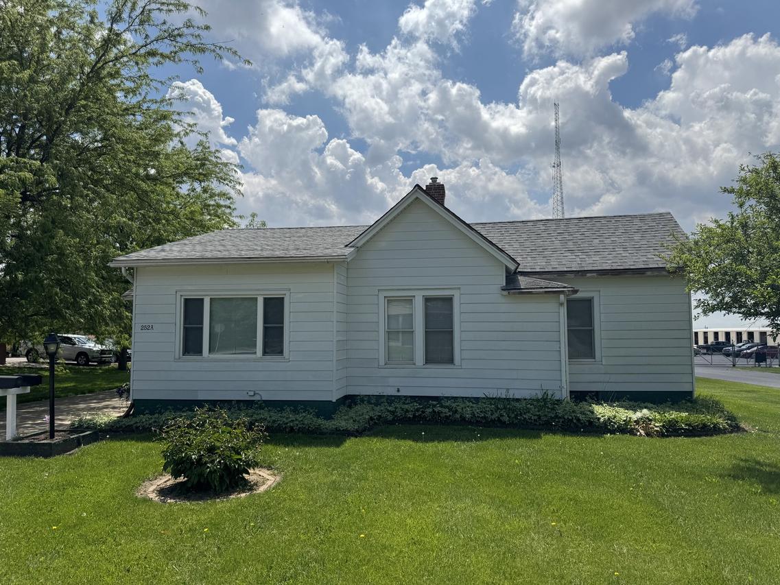 252 W Ottawa Rd., Paxton, IL 60957