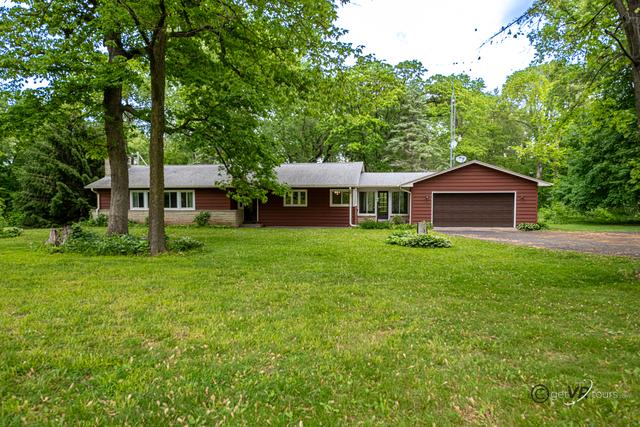 3760 Business 20 Rd., Freeport, IL 61032