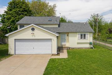 1401 W Indian Dr., Pontiac, IL 61764