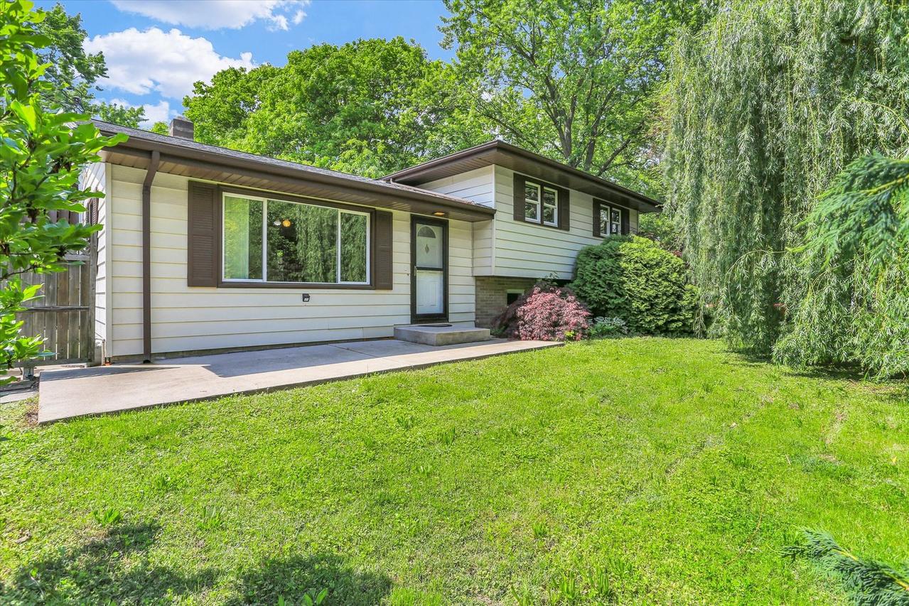 2705 E Main St., Urbana, IL 61802