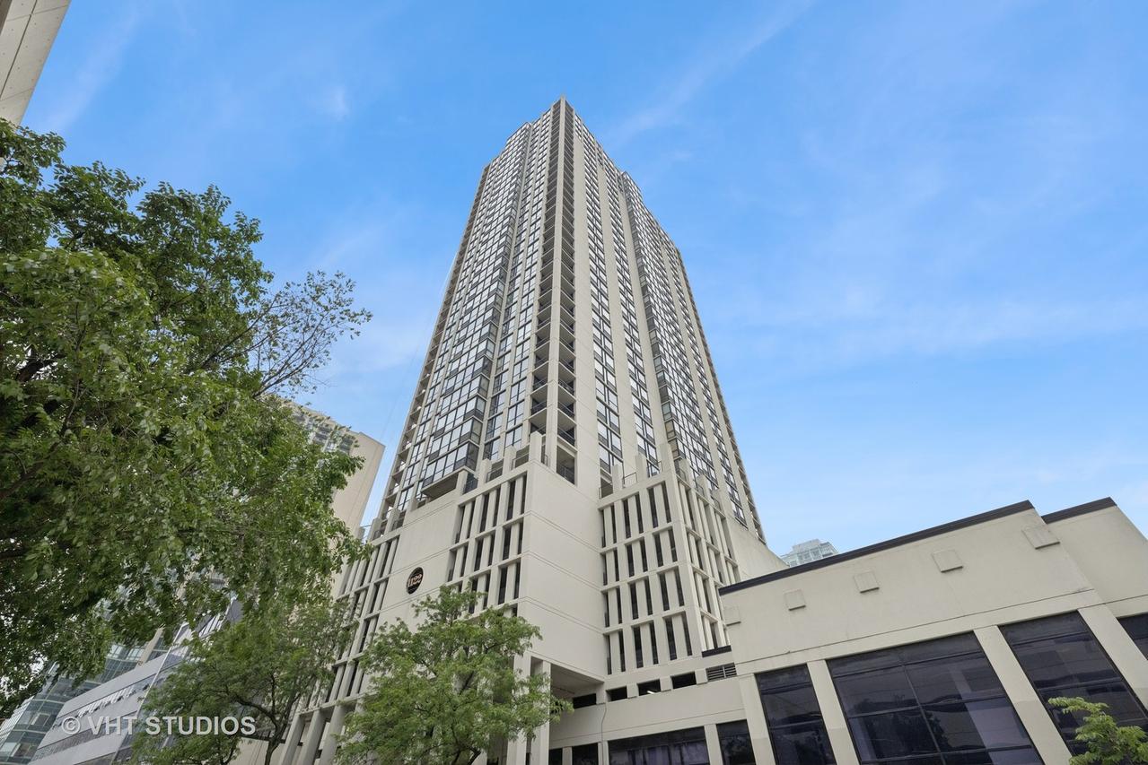 1122 N Clark St. #3301-10, Chicago, IL 60610