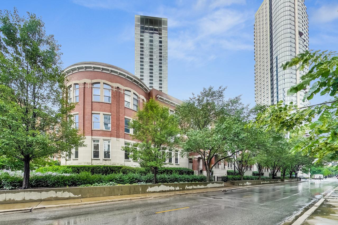 501 N Kingsbury St. #G, Chicago, IL 60654