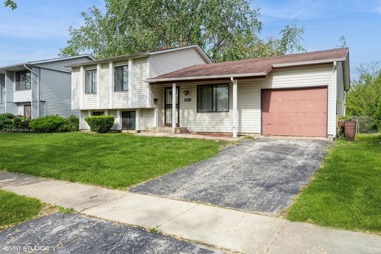 18111 Orleans Dr., Hazel Crest, IL 60429