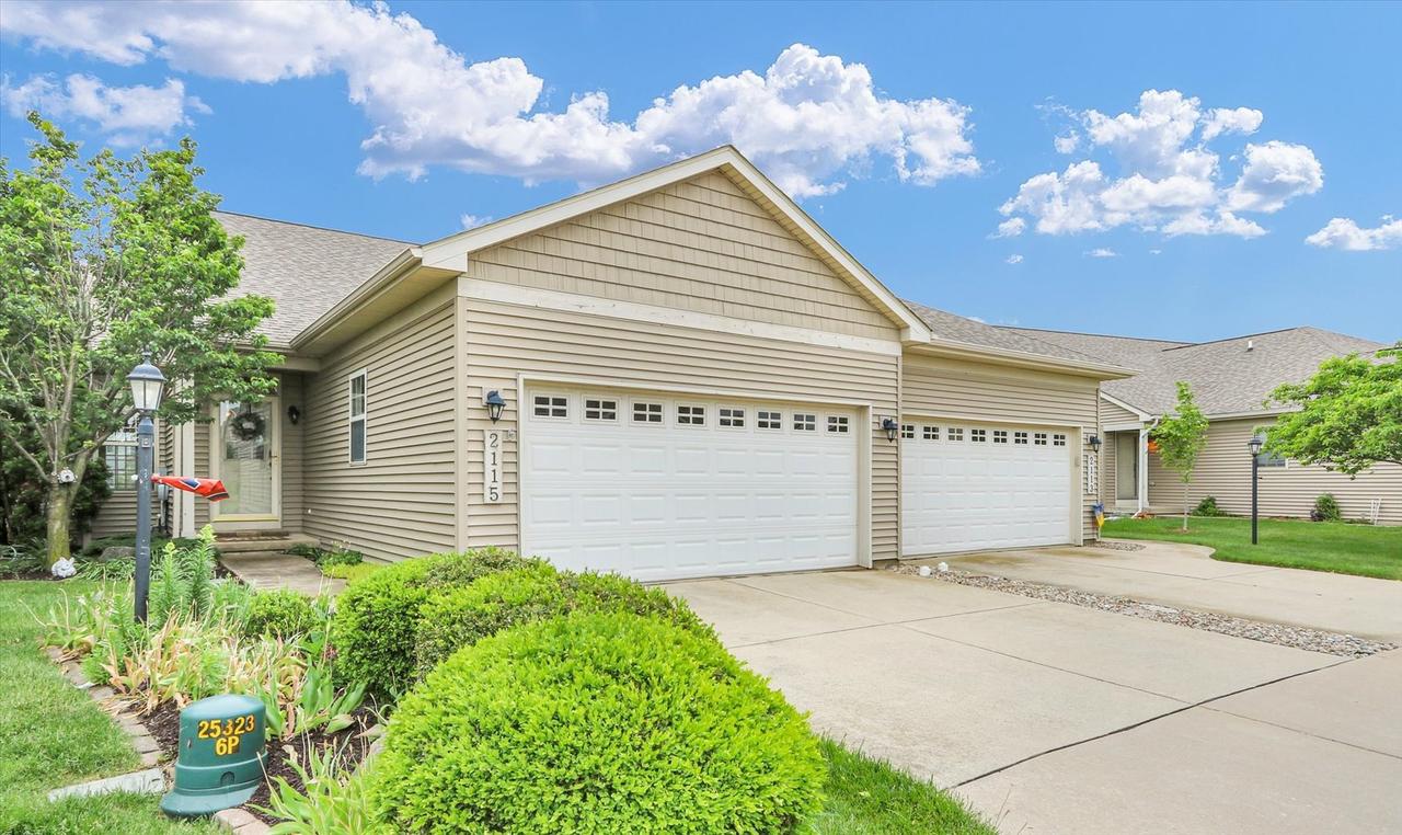 2115 S Stonebrooke Ct., Urbana, IL 61802