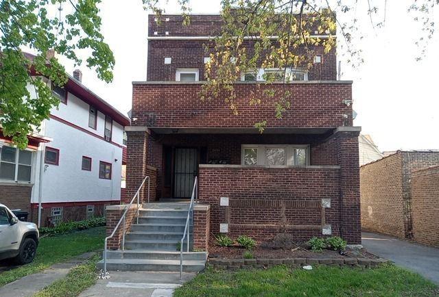 2614 E 78th St., Chicago, IL 60649