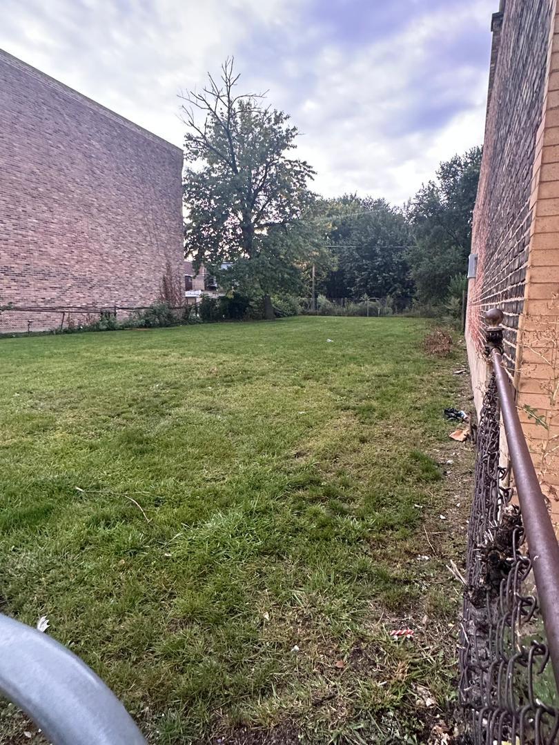 7210 S Wentworth Ave., Chicago, IL 60621