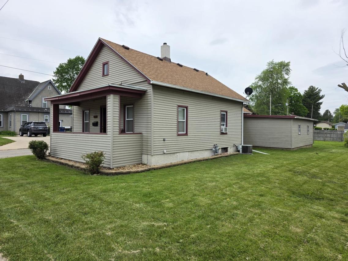 1825 St Vincents Ave., Lasalle, IL 61301
