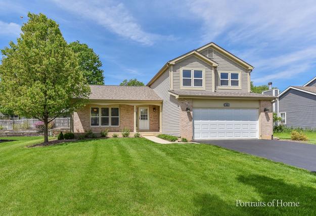 362 Timber Oaks Dr., North Aurora, IL 60542