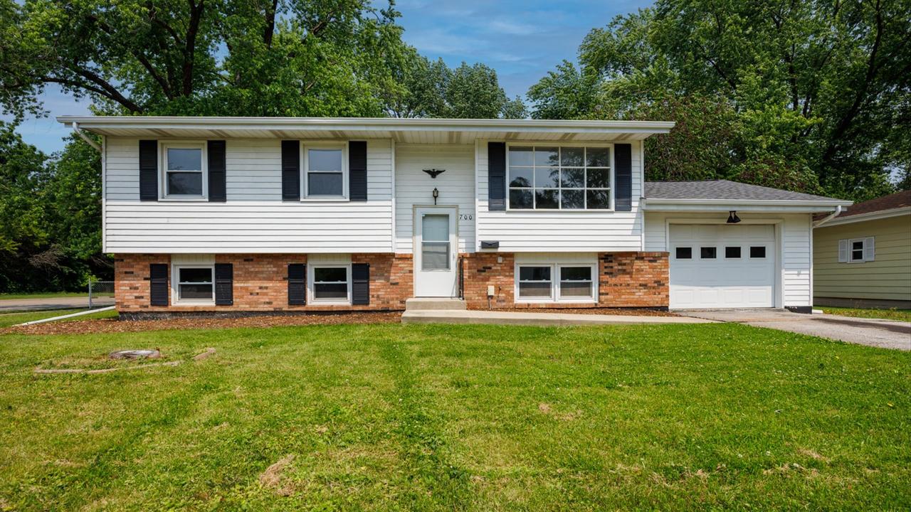700 Kathleen Dr., Normal, IL 61761