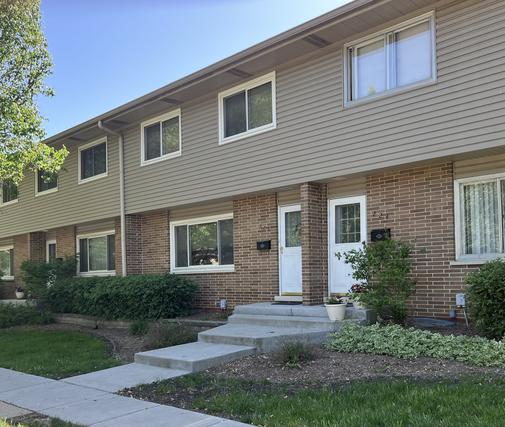 226 George St., Barrington, IL 60010