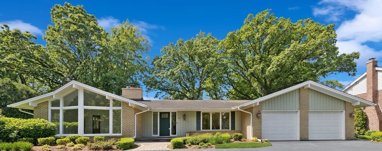 36 Mockingbird Ln., Oak Brook, IL 60523