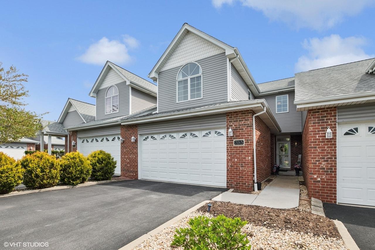 7013 Irene Courtyard, Tinley Park, IL 60477