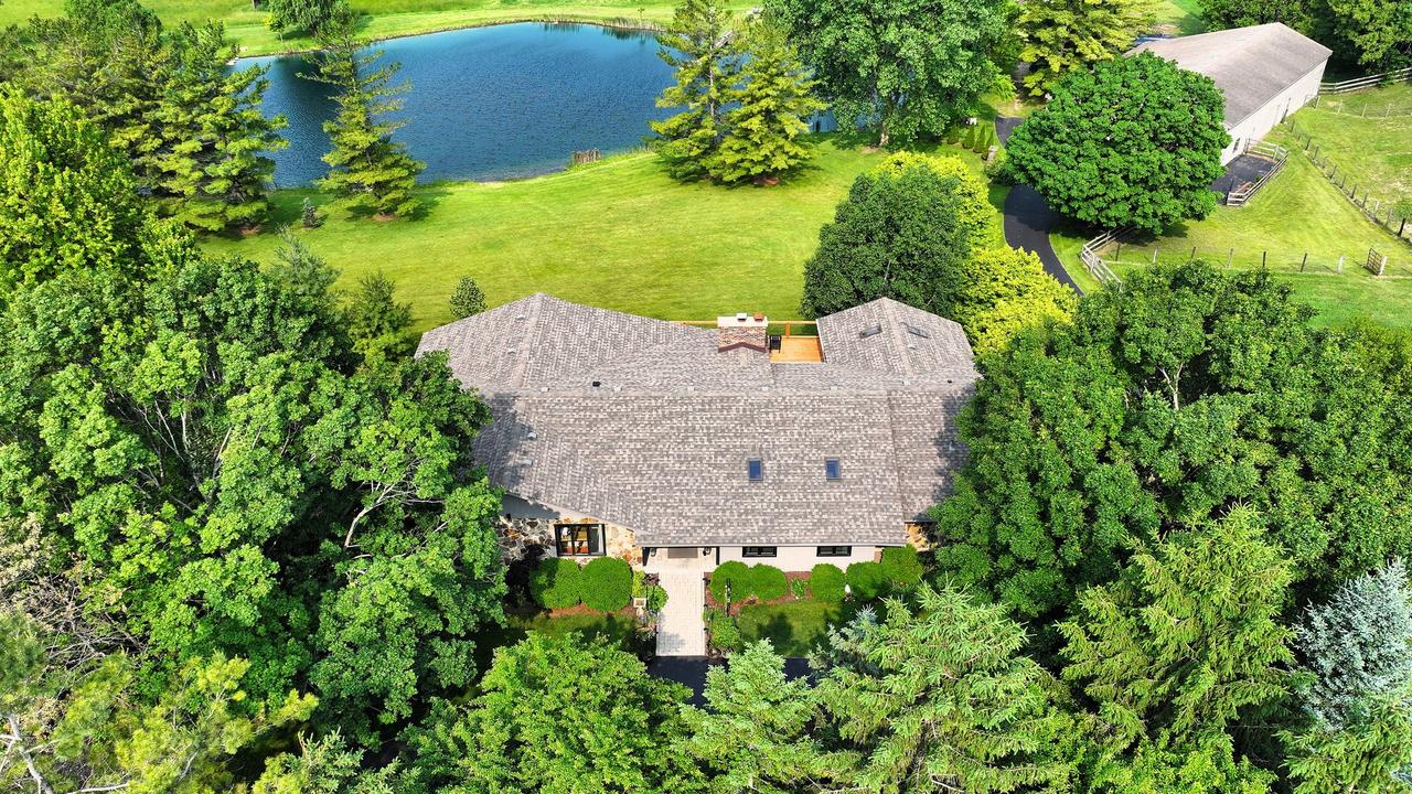 8311 Haligus Rd., Huntley, IL 60142