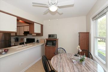 1967 N Charter Point Dr., Arlington Heights, IL 60004