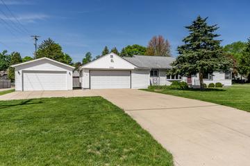 3320 Latham St., Rockford, IL 61103
