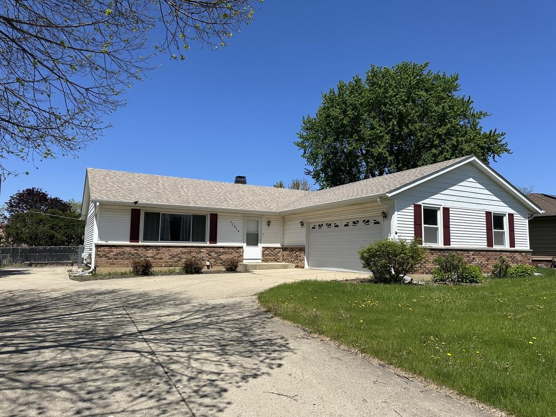 11616 Ronald St., Huntley, IL 60142