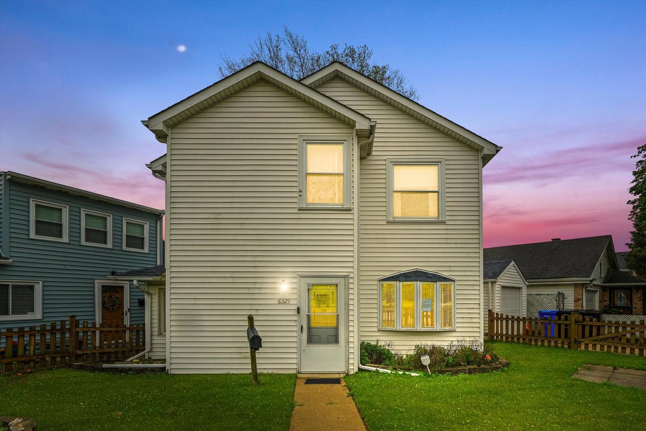 8325 W Forest Preserve Ave., Chicago, IL 60634