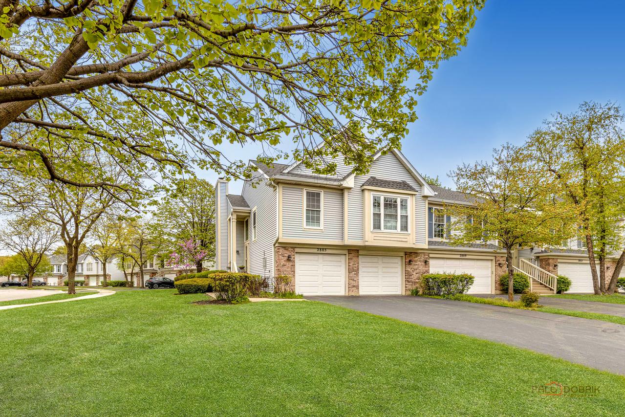 2805 S Embers Ln., Arlington Heights, IL 60005