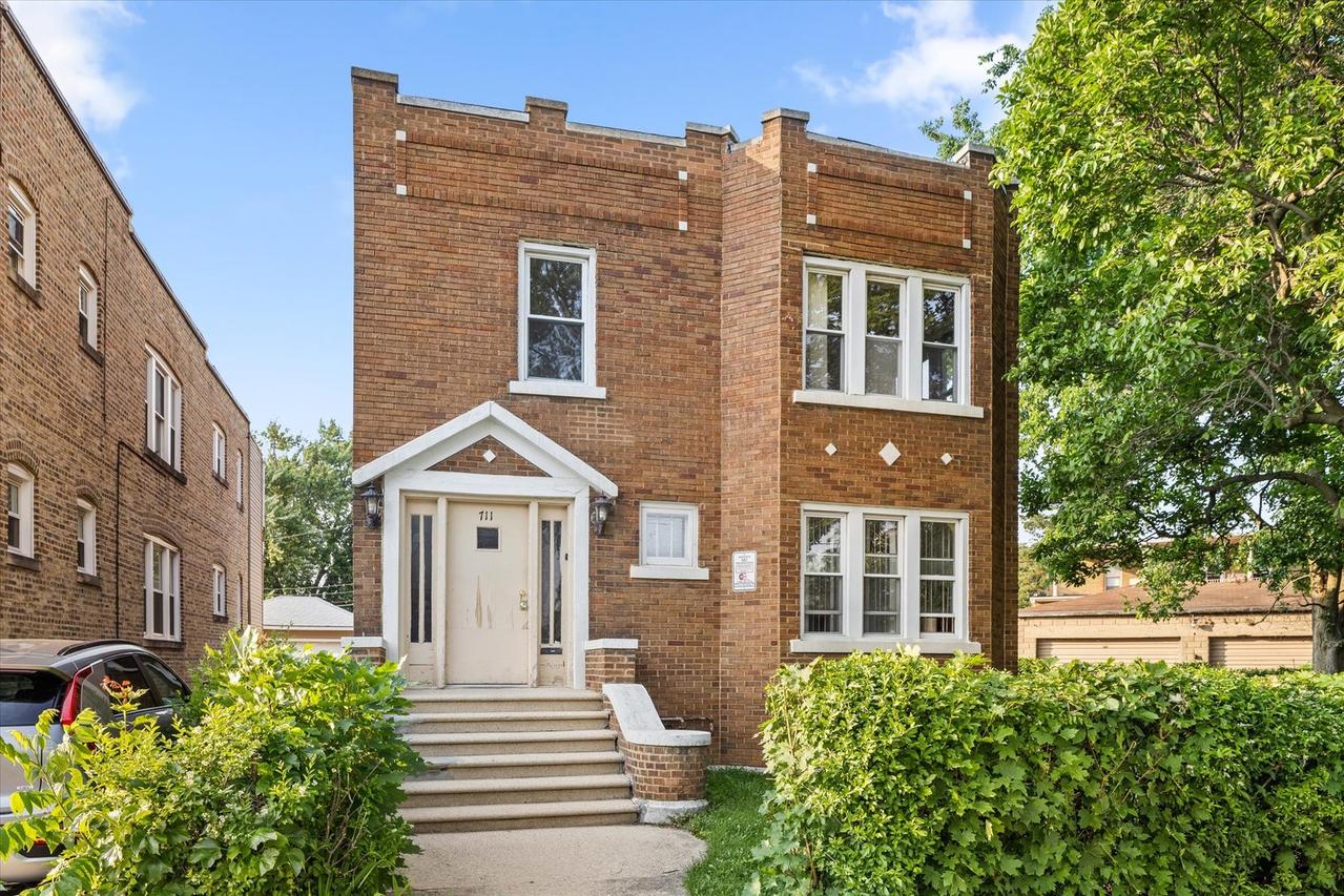 711 Mason Ave., Joliet, IL 60435