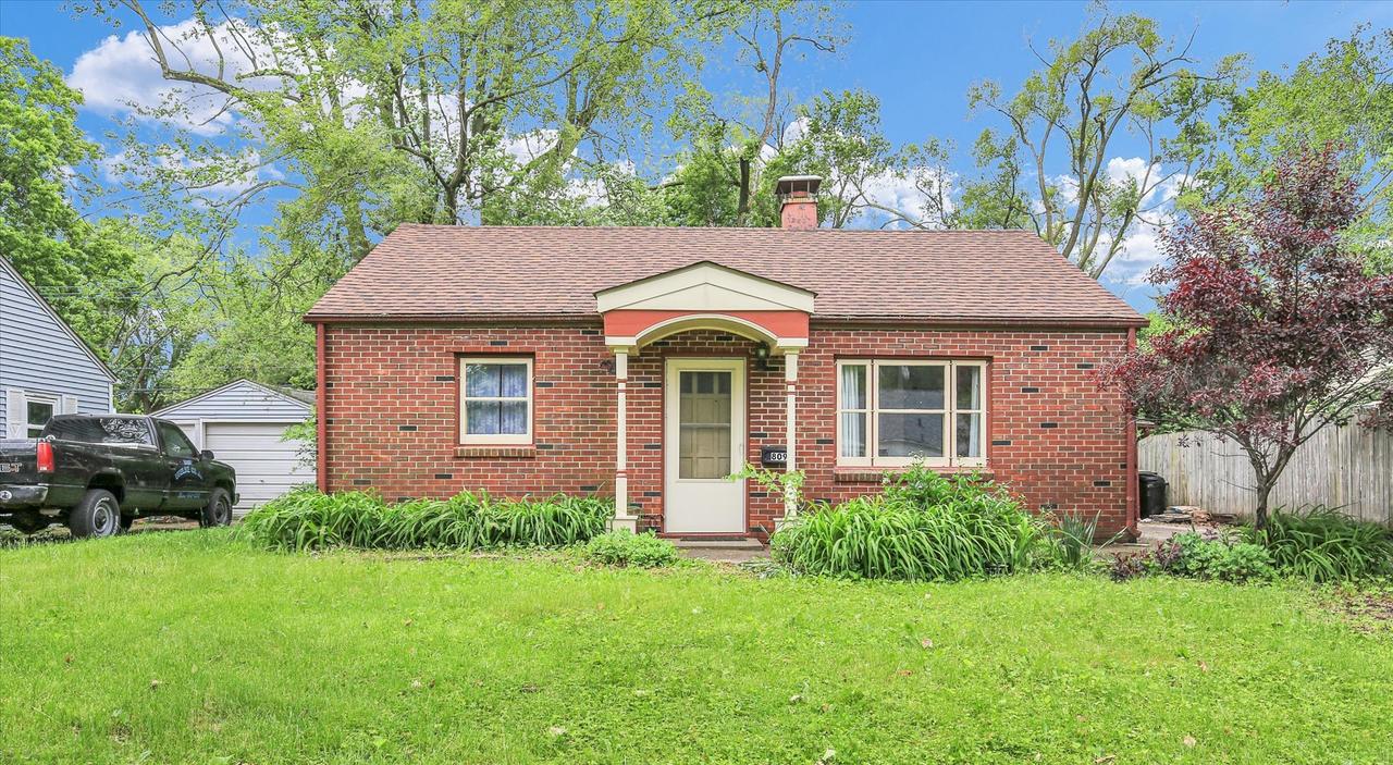 809 Hawthorne Dr., Urbana, IL 61801