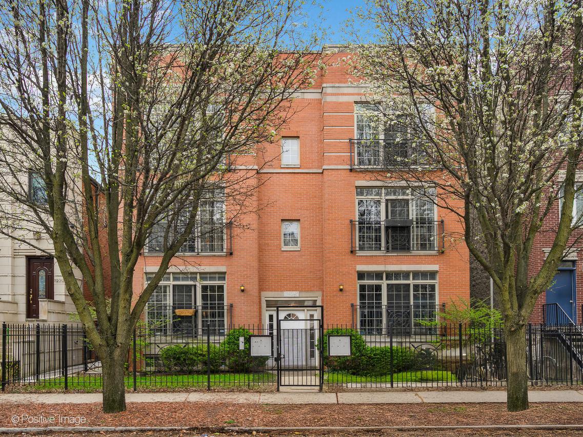 1941 W Erie St. #1E, Chicago, IL 60622