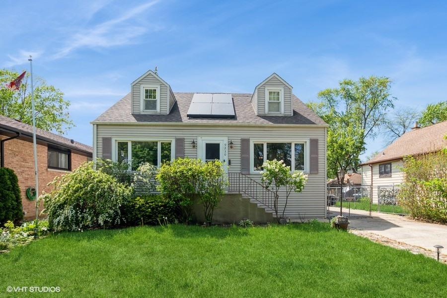 9230 S Saint Louis Ave., Evergreen Park, IL 60805