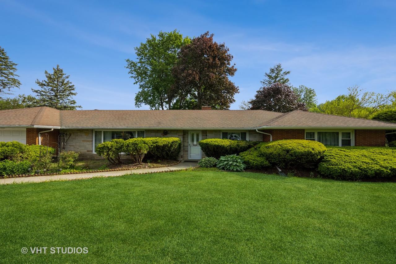 1715 W Main St., Sleepy Hollow, IL 60118