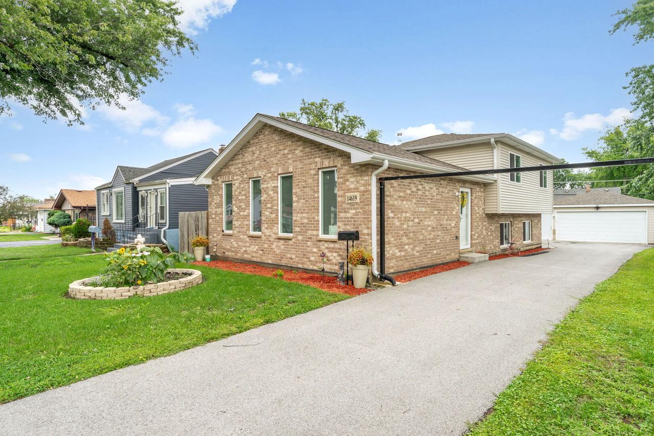 14619 S Albany Ave., Posen, IL 60469