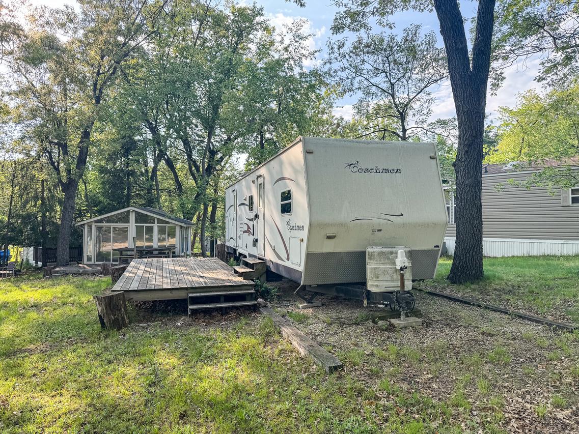 2/256 Woodhaven, Sublette, IL 61367
