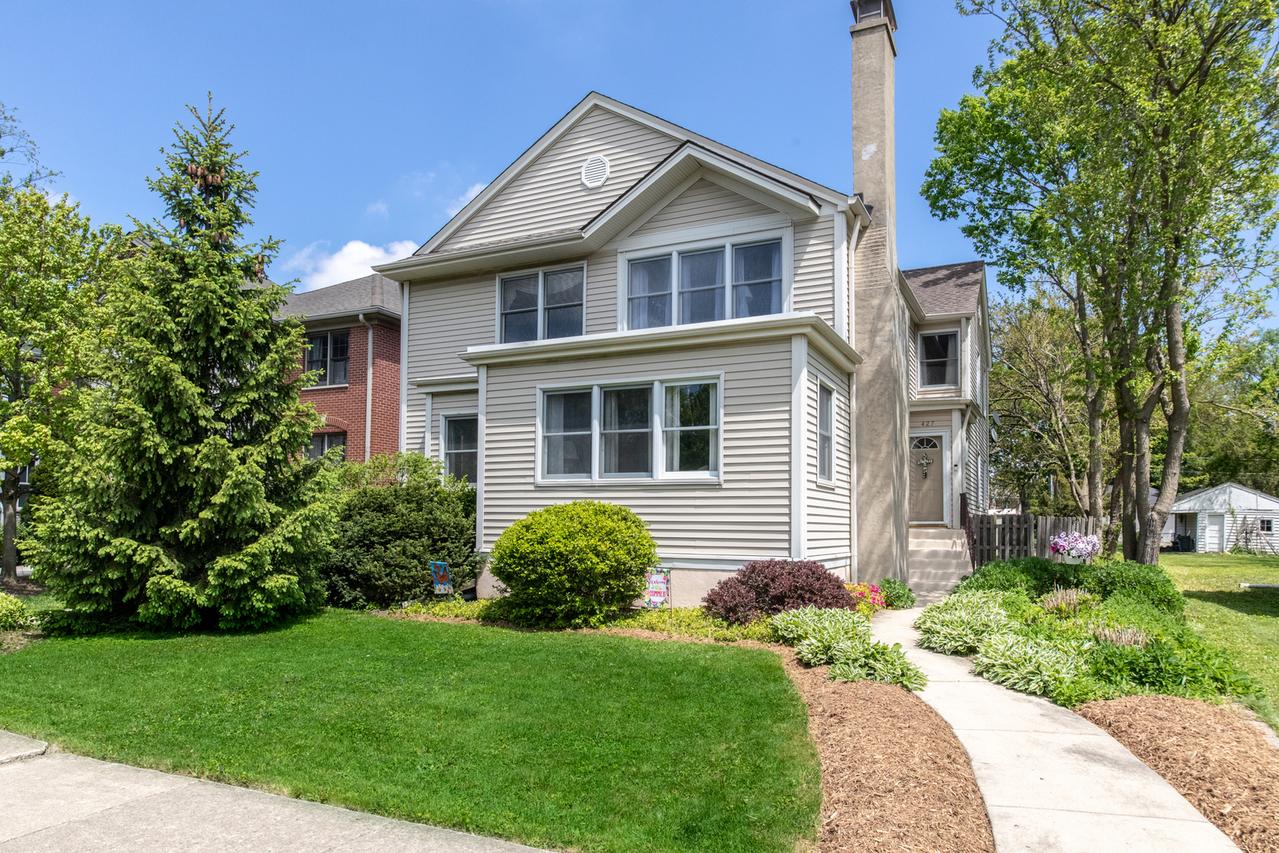427 Leonard St., Park Ridge, IL 60068