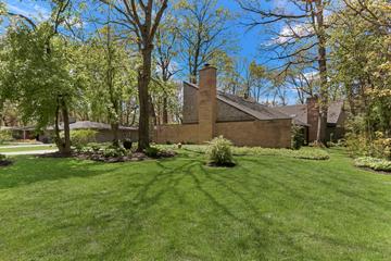 57 Cumberland Dr., Lincolnshire, IL 60069