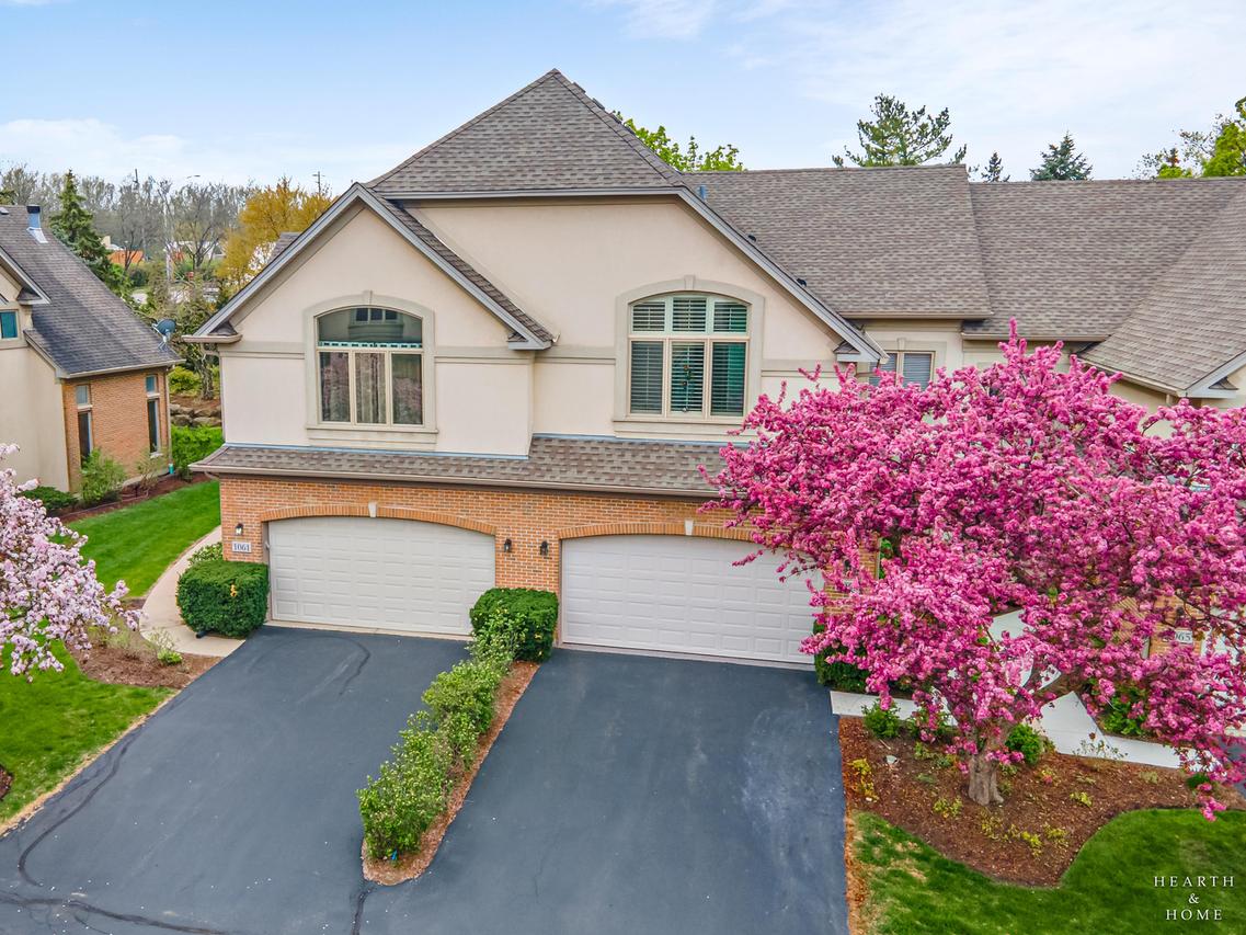 1063 W Sutton Ct., Palatine, IL 60067