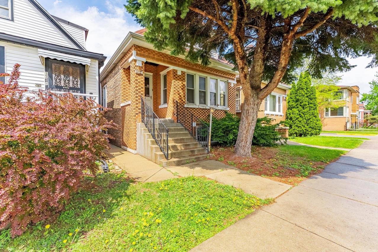 1302 S 56th Ct., Cicero, IL 60804