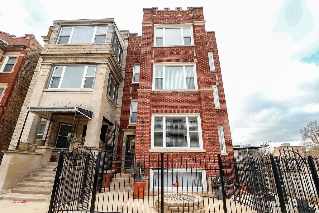 6110 S Saint Lawrence Ave., Chicago, IL 60637