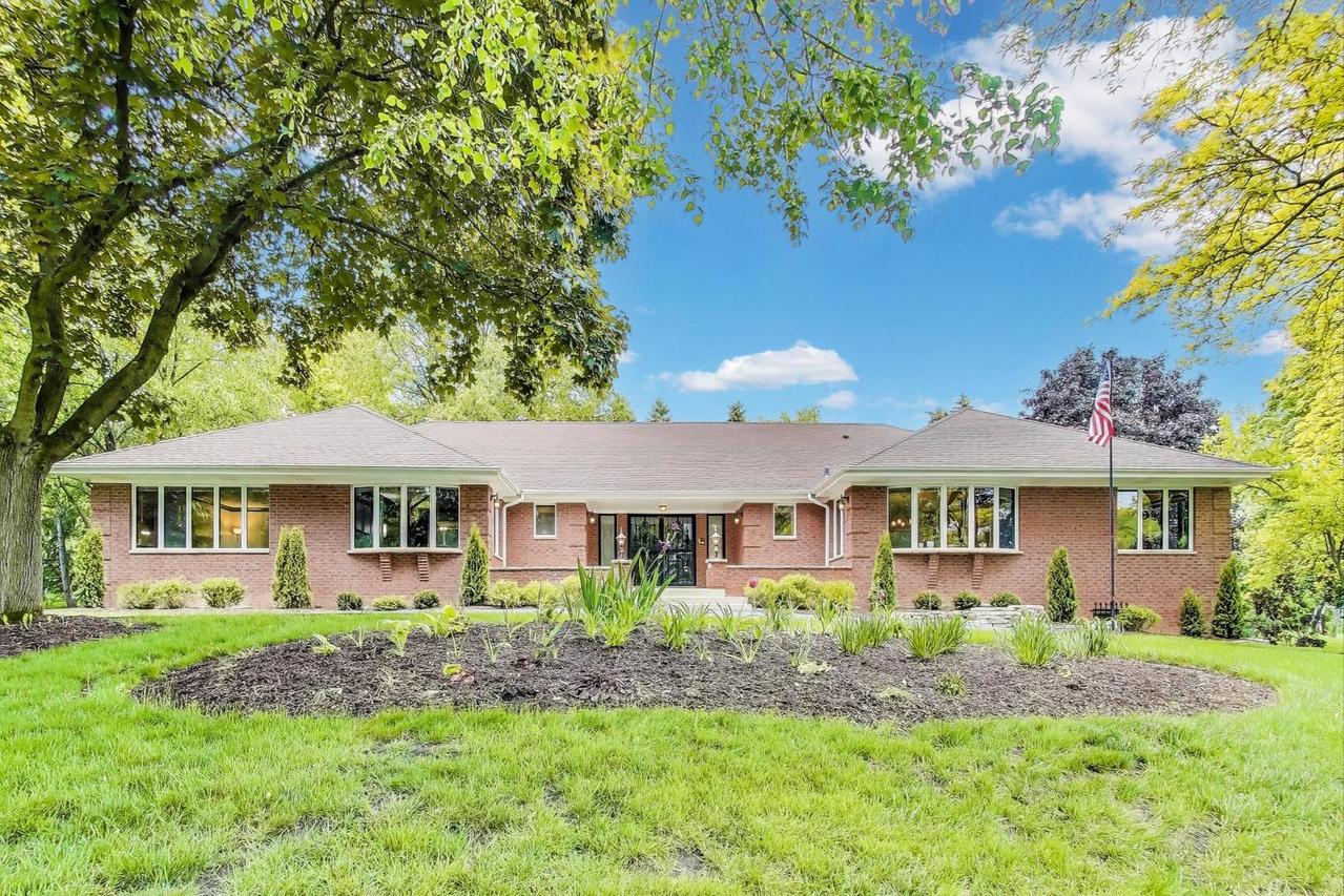 22362 W Chestnut Ridge Rd., Kildeer, IL 60047
