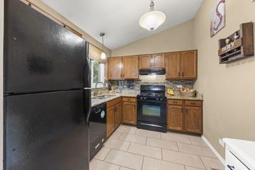 1592 Lighthouse Dr., Naperville, IL 60565